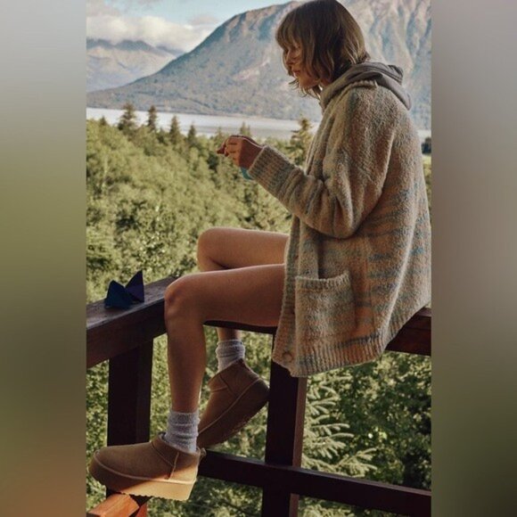 NWT Size XL (P2P 30") -Anthro Oversized Cardigan Sweater made in Italy (US$ 198) - Picture 5 of 16